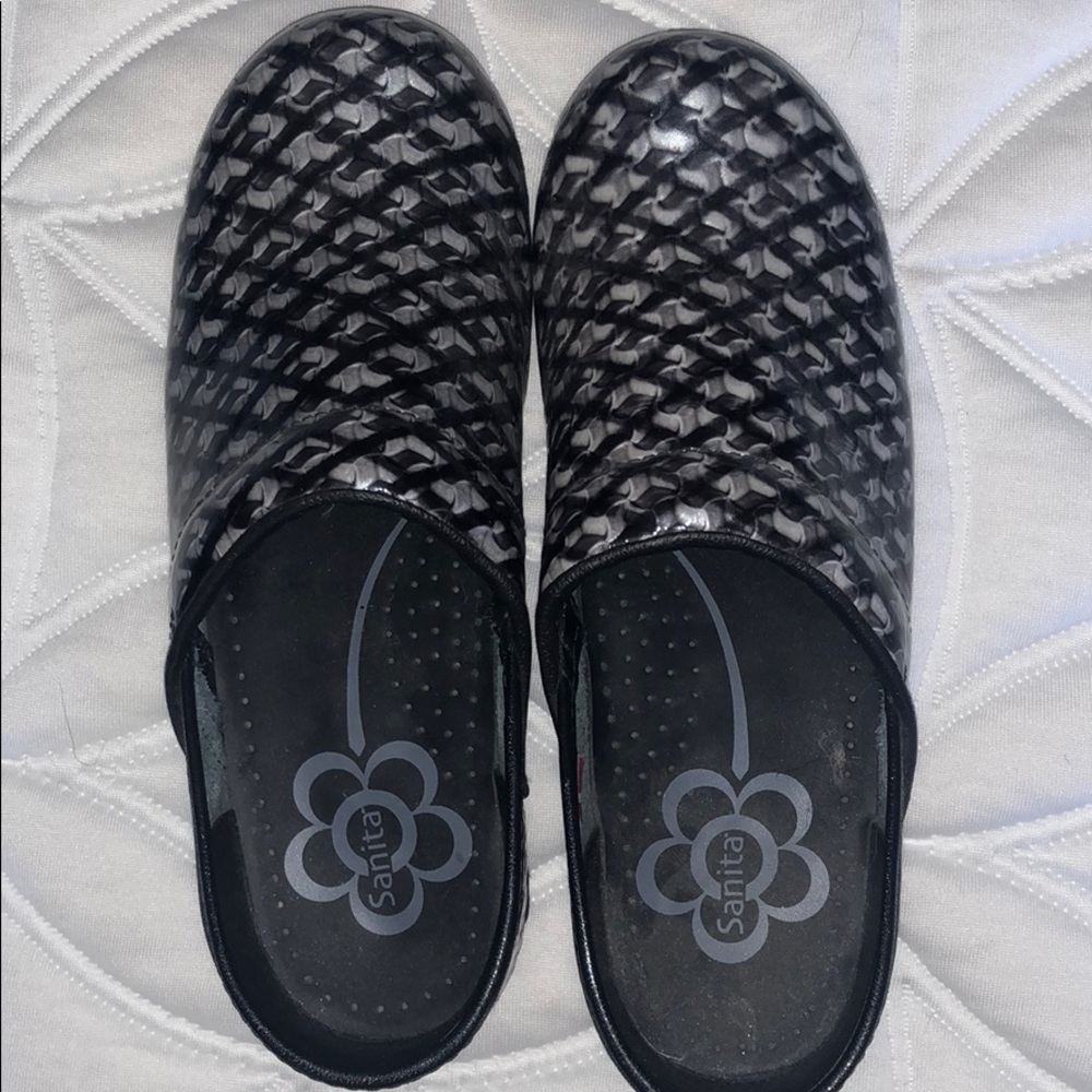 Sanitas clogs